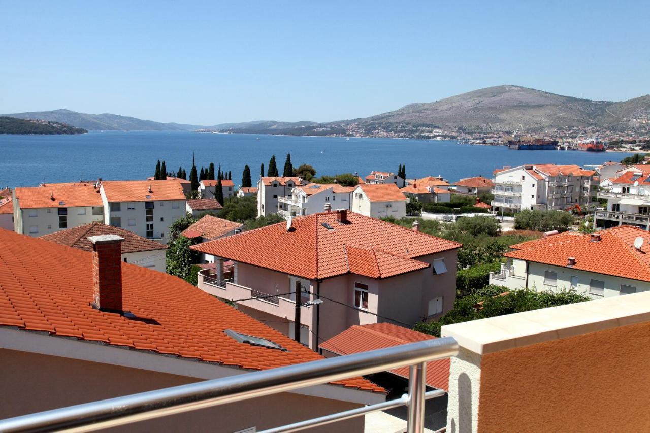 Pansion Ruzica Bed & Breakfast Trogir Exterior photo